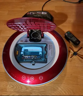 Aspirador Robot LG Hom-Bot Rojo