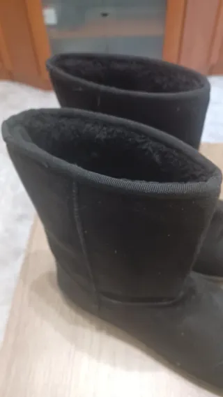Botas tipo UGG Negras Talla 39
