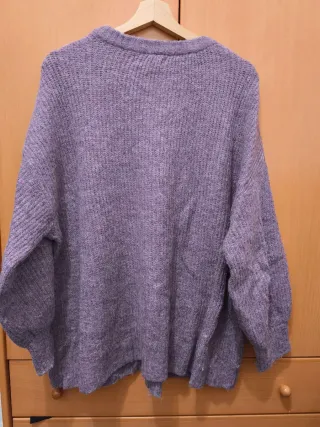 Jersey lila Stradivarius talla S oversize