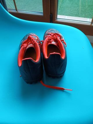 Adidas Predator Talla 36 Multitaco