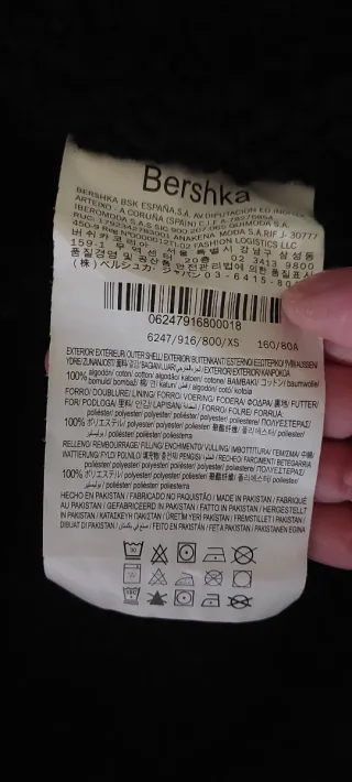 Chaqueta vaquera negra con borrego