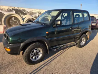 Nissan Terrano II 1996