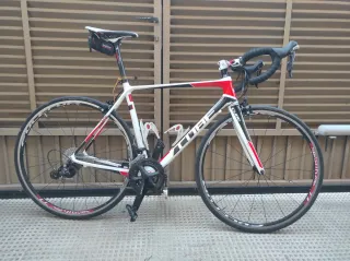 Bicicleta de carretera Cube agree gtc  carbono