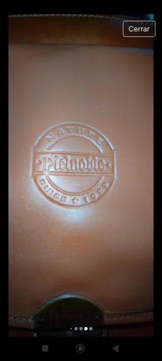 Maletín de cuero marrón