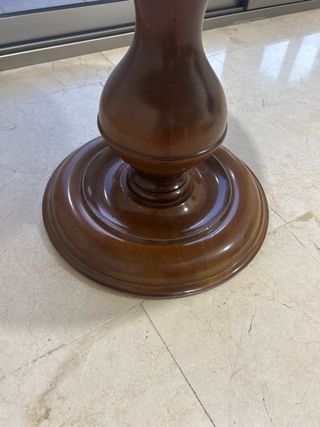 Tavolo ausiliario rotondo in marmo e legno