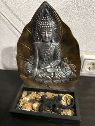 Figura Buda decorativa