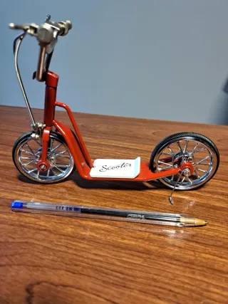 Miniatura Patinete Scooter Rojo