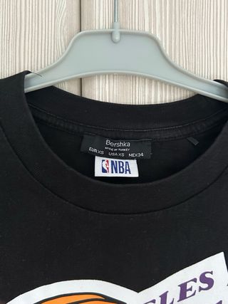 Camiseta Bershka x NBA Negra