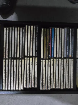 Torre de CDs Música Clásica