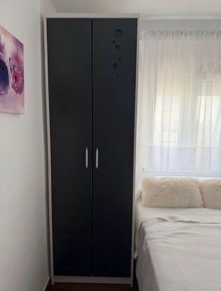 Armario 2 puertas blanco y gris oscuro