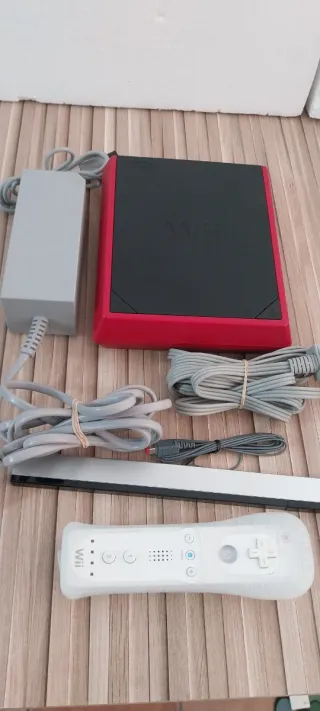 Nintendo Wii Mini Roja y Negra