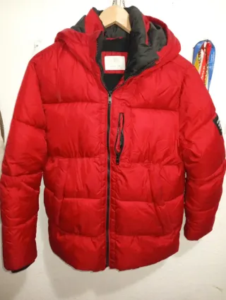 Abrigo Zara niño. Talla 13-14