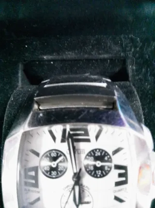 Reloj Lotus Hombre Plata y Blanco