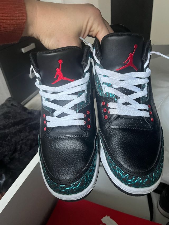 Zapatillas Jordan Negras y Turquesa