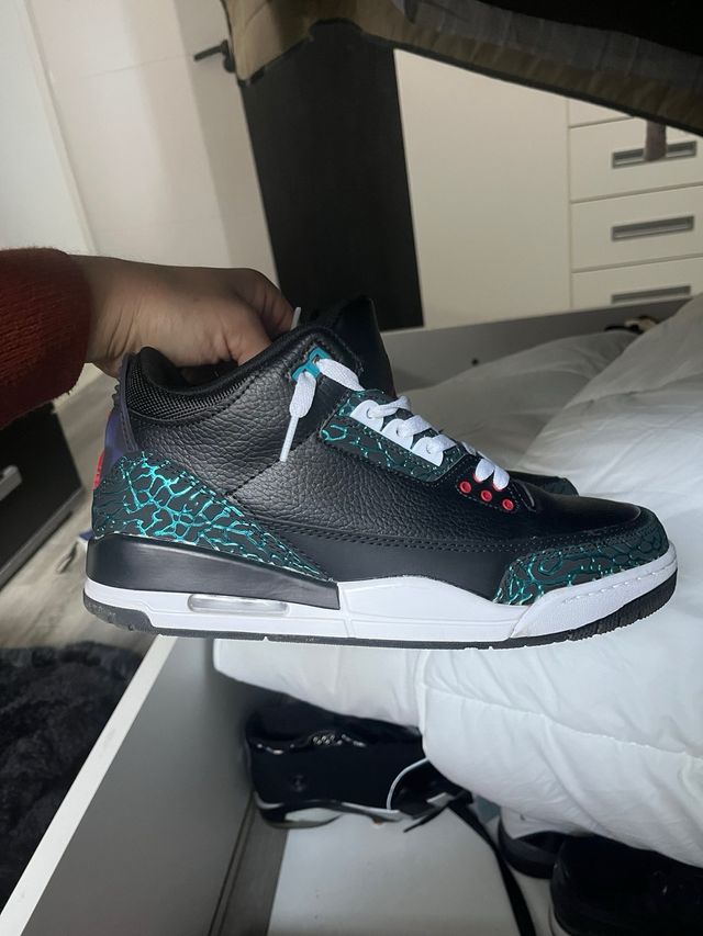 Zapatillas Jordan Negras y Turquesa