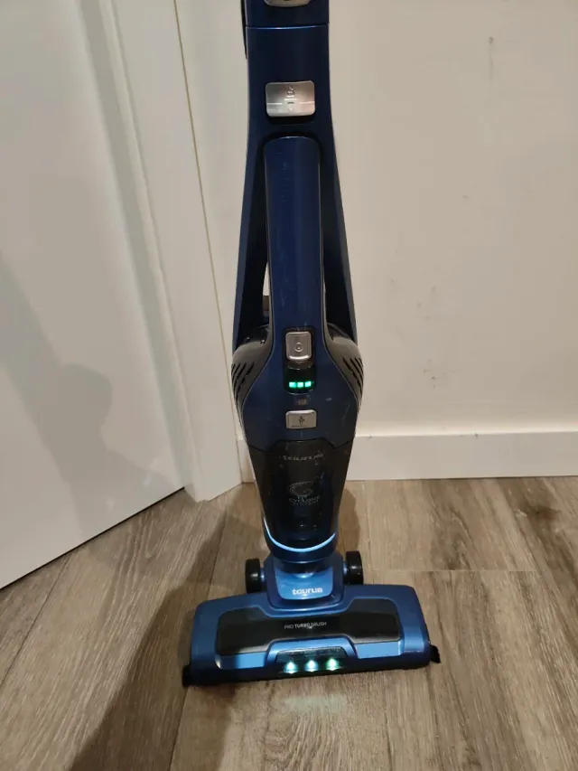 Aspiradora Taurus Crossback 29.6V