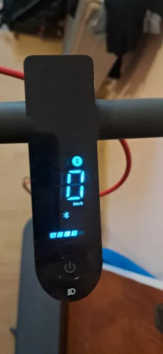 Patinete Eléctrico Xiaomi Scooter 4 +casco