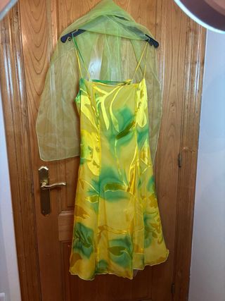 Lote vestidos de fiesta, tallas en torno a XS.