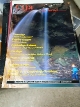 Revista Cija de Teruel - espeleologia