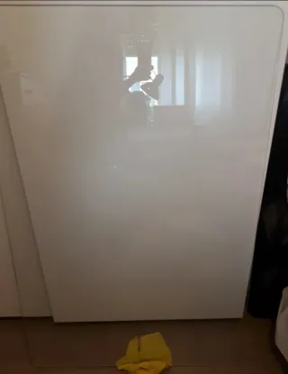 Cristal rectangular cantos redondeados.