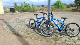 2 Bicicletas Montaña Azules