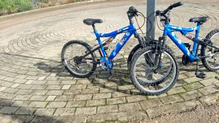 2 Bicicletas Montaña Azules