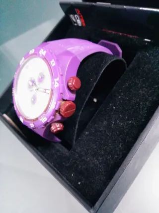 Reloj Lotus Champions 2010 Morado