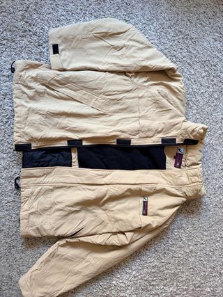 Abrigo vintage Asics beige