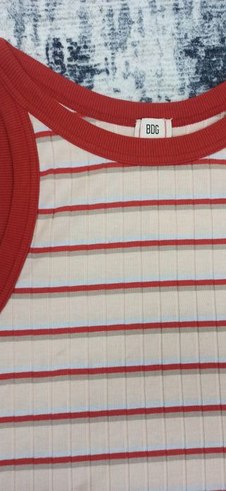 Top BDG Rayas Rojas y Rosas sin Mangas