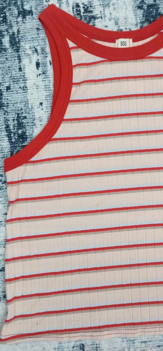 Top BDG Rayas Rojas y Rosas sin Mangas