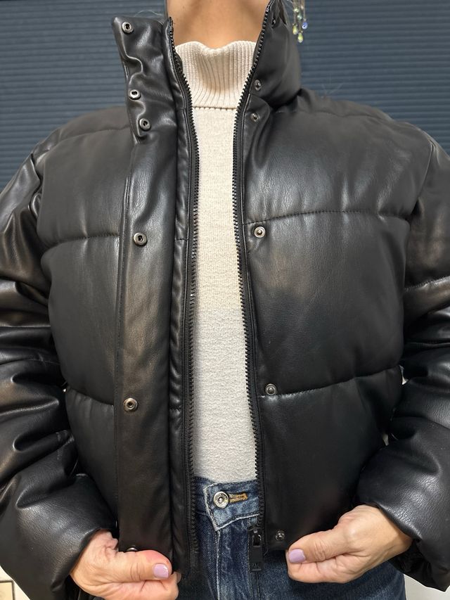 Chaqueta acolchada efecto piel Zara