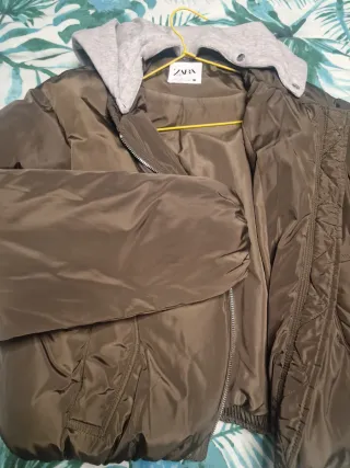 Chaqueta acolchada Zara verde M