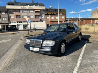 Mercedes-Benz Clase E Coupe W124 1995