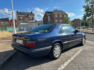 Mercedes-Benz Clase E Coupe W124 1995