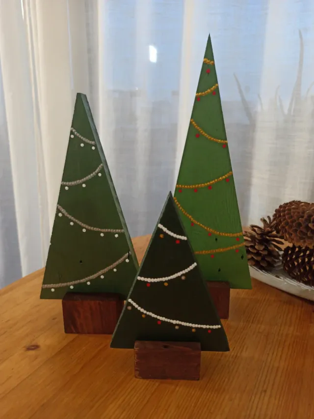 Árboles de Navidad de Madera Decorados