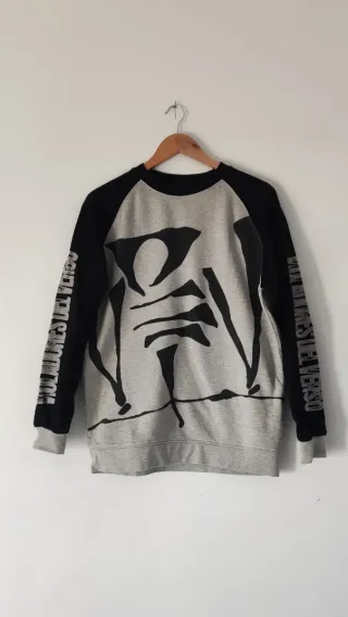 Sudadera Violadores del Verso Gris y Negra