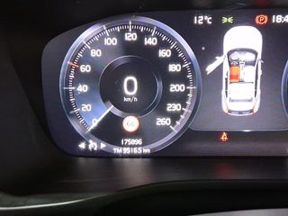 Volvo XC40 2.0 D3 Momentum