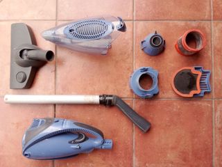 Aspirapolvere De Longhi 1300 W (non funzionante)