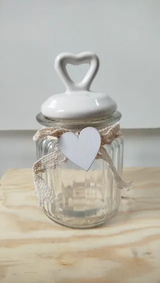 Barattolo in vetro con cuore