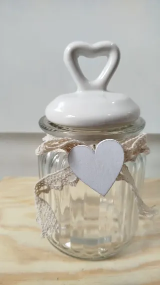 Barattolo in vetro con cuore