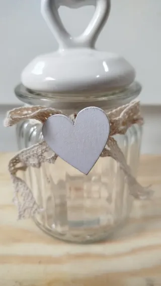 Barattolo in vetro con cuore