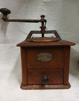 Macinacaffè Peugeot modello  " T "