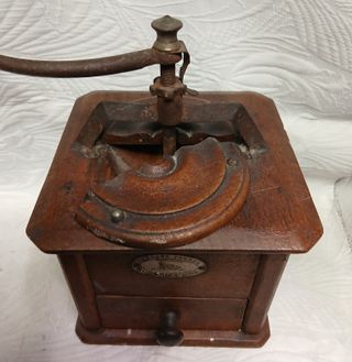 Macinacaffè Peugeot modello  " T "