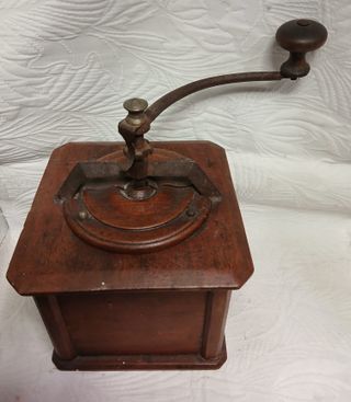 Macinacaffè Peugeot modello  " T "