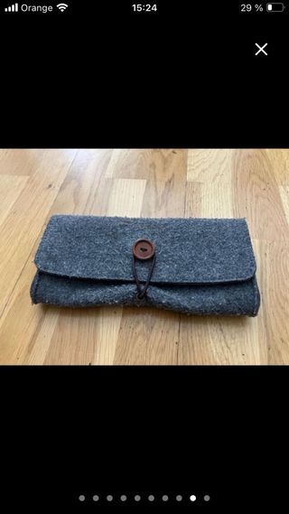 Nintendo Switch con custodia, caricabatterie e giochi