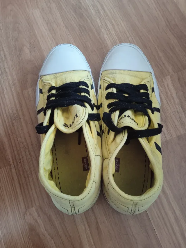 Zapatillas Levis Amarillas Talla 45