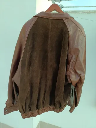 Chaqueta de cuero y ante marrón