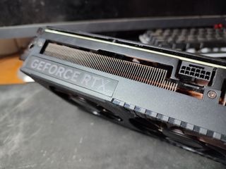 RTX 4070 TI 12GB HP (Muy Poco Uso) Tarjeta Grafica