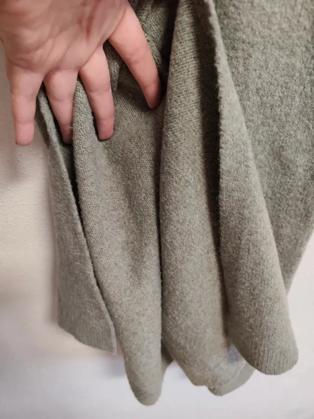 Vestido midi de chica talla XL de Lefties.