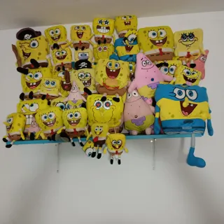 regales o vendan algo de Bob esponja o Doraemon?